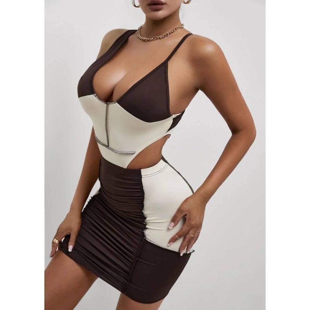 Two Tone Bodycon Cut Out size L